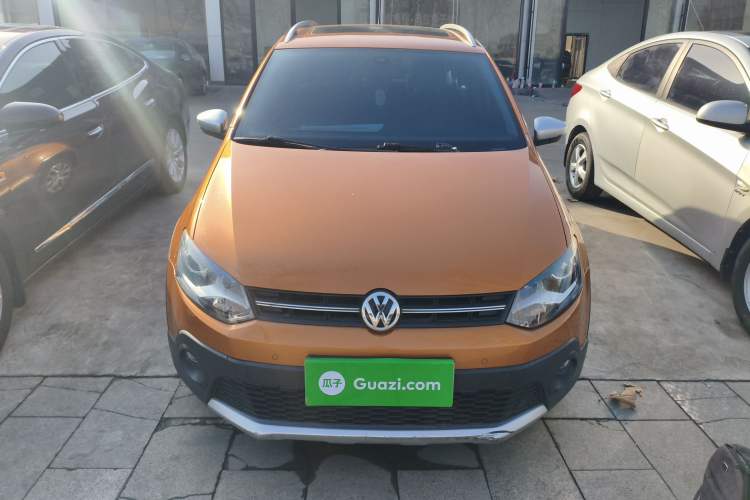 Used Volkswagen Polo 2016 1.6L Cross Polo Automatic