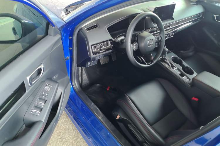 Used Honda Civic 2022 240TURBO CVT Dynamic Edition