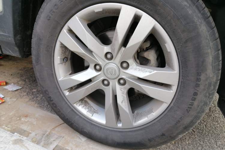 Used Changan CS75 2017 Shangku Edition 1.5T Manual ZhiXiang Model
