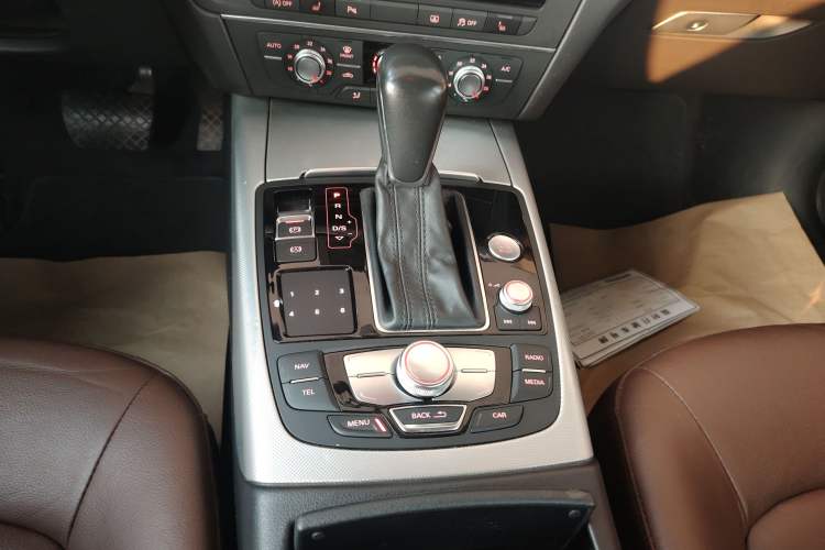 Used Audi A6L 2018 30th Anniversary Edition 35 TFSI Fashion Model
