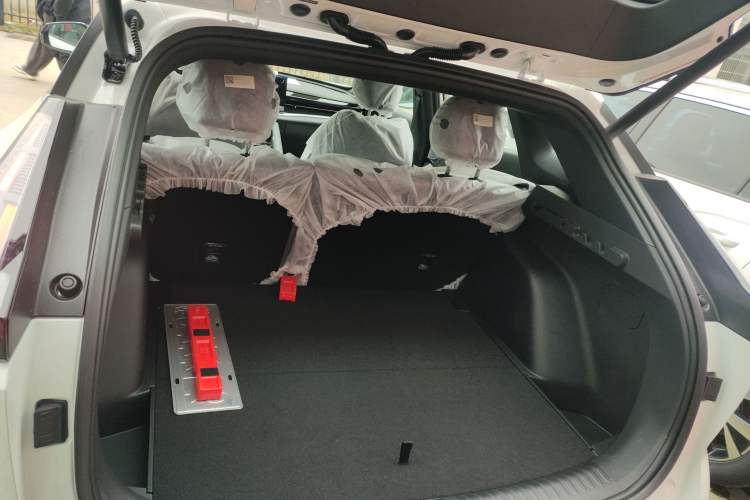 Used Geely Auto Emgrand X7 Sport 2026 Model 1.5TD Aspirational
