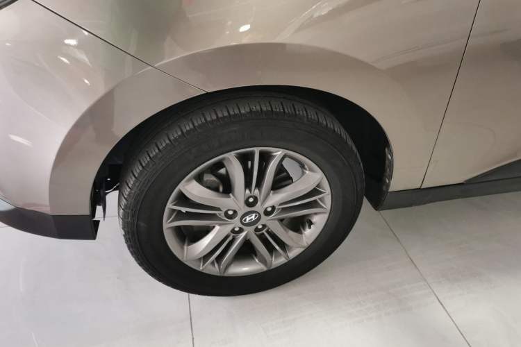 Used Hyundai ix35 2015 2.0L Automatic 2WD Smart Type China IV
