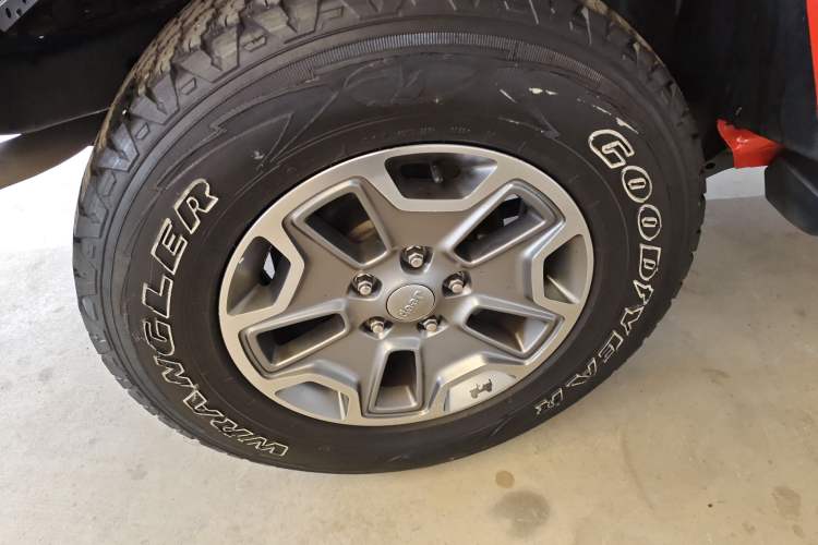 Used  Wrangler 2015 3.0L Sahara Four-Door Edition