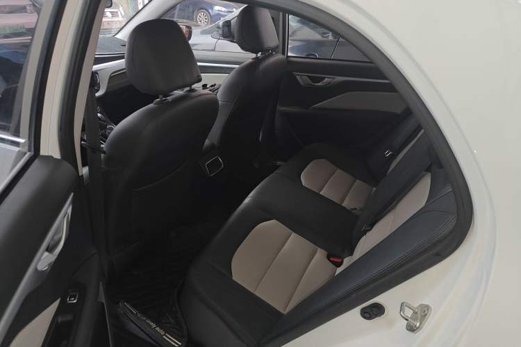 Used Geely Auto Vision 2020 Revised Version 1.5L CVT Asian Games Edition
