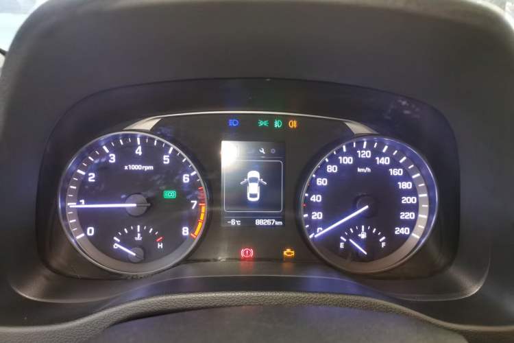 Used Hyundai Elantra 2016 1.6L Automatic ZhiXuan – Elite Version