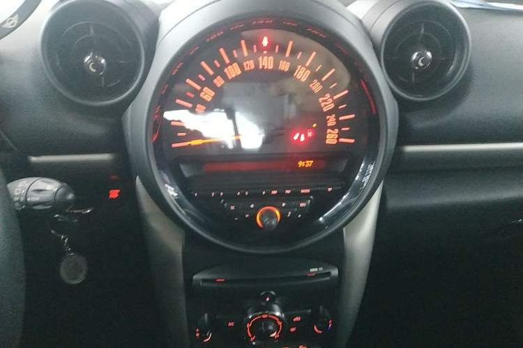 Used  Countryman 2014 1.6T COOPER ALL4 Fun
