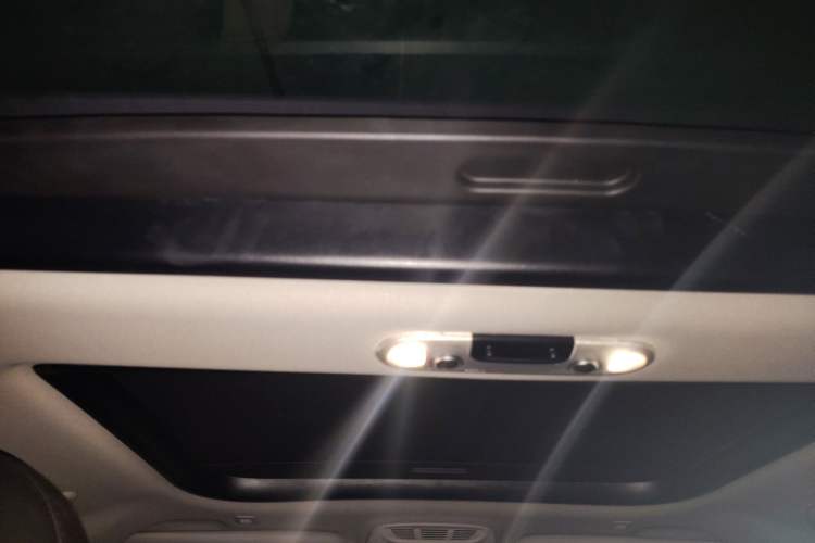 Used MINI MINI 2023 1.5T COOPER Artist Five-Door Edition
