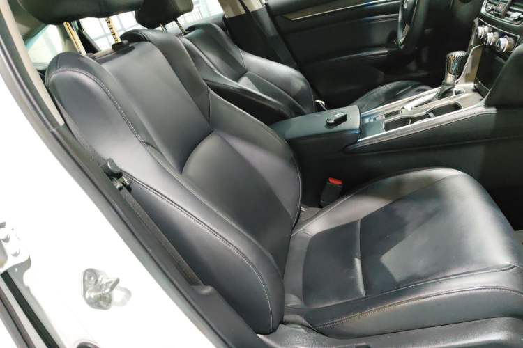 Used Honda Accord 2018 230TURBO Comfort Version National V
