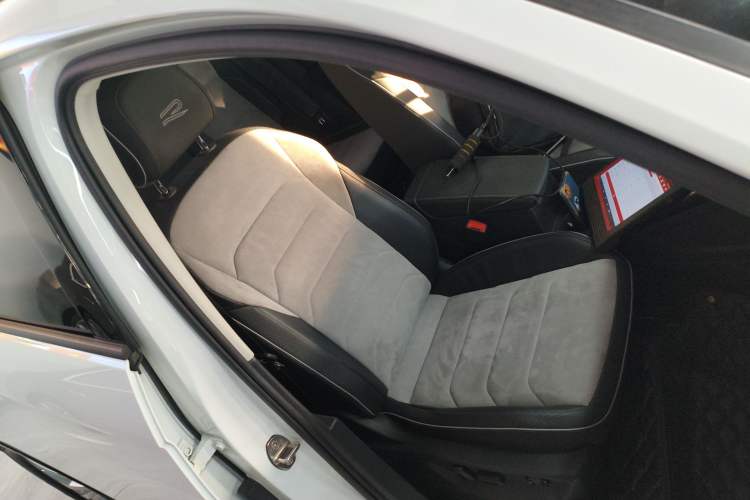 Used Volkswagen Tayron X 2020 330TSI Two-Wheel Drive Luxury Smart Connectivity Version