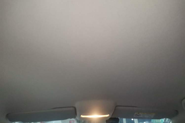 Used Volkswagen Polo 2016 1.4L Manual Fashion Model
