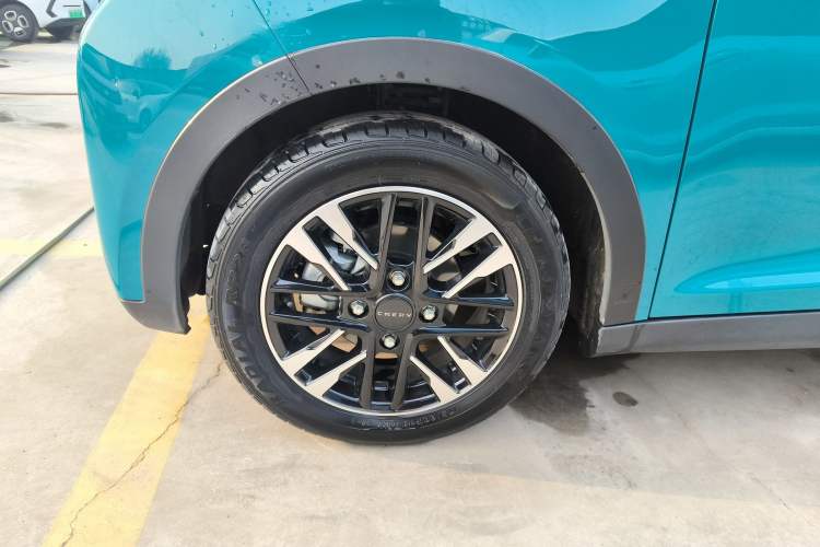 Used Chery Little Ant 2022 Revised Version Sweet Pink Edition Half-Sugar Version Lithium Iron Phosphate 30.7 kWh 30 kW 301 km
