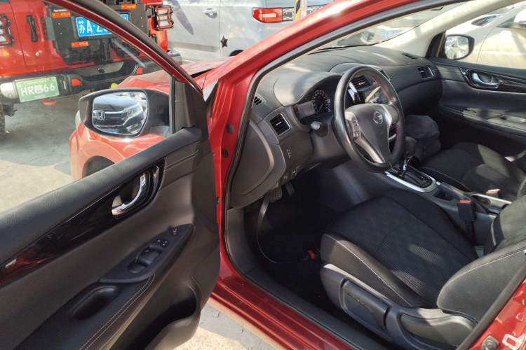 Used Nissan Tiida 2020 1.6L CVT Cool Edition
