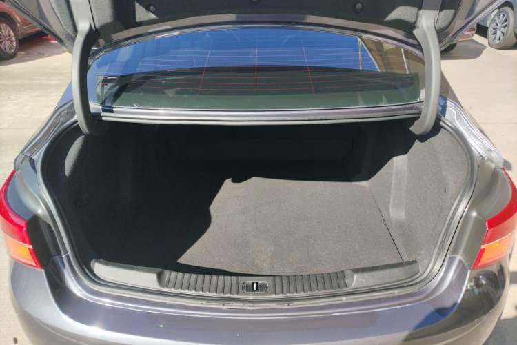 Used Buick Verano 2017 Sedan 20T Dual-Clutch Elite Model