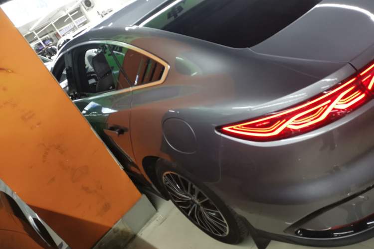 Used BYD Han 2022 DM-i 121KM Prestige Model
