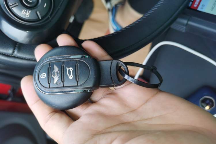 Used  MINI 2016 1.5T COOPER Five-Door Edition
