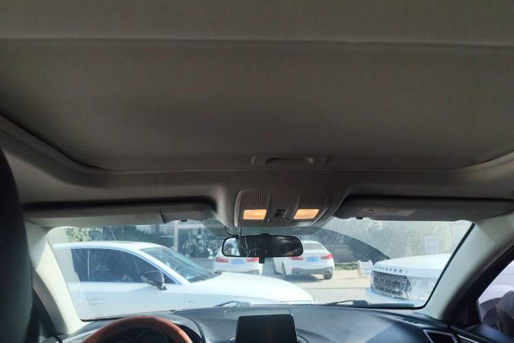 Used Mazda Mazda 3 Axela 2017 Sedan 1.5L Automatic Luxury Model China VI Standard