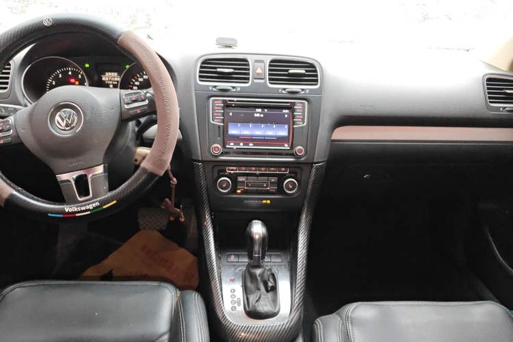 Used Volkswagen Golf 2011 1.4 TSI Luxury Touring Edition
