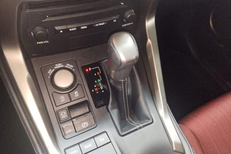 Used Lexus NX 2015 200 Front-Wheel Drive X-Trail SE Edition