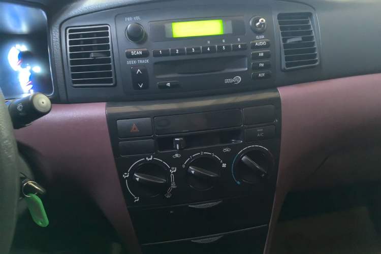 Used BYD F3 2012 Energy-Saving Edition 1.5L Manual Comfort Model
