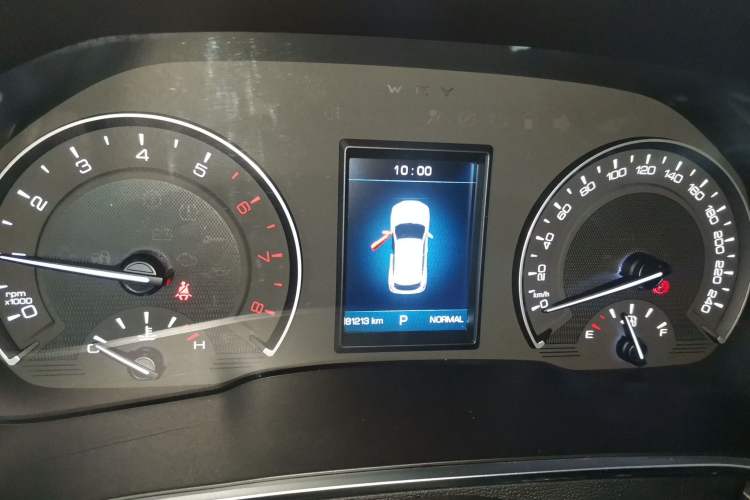 Used Wey VV5 2019 Upgraded Model 2.0T Two-Wheel Drive Ultra-Luxury Version China V Standard