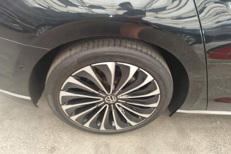 Used Volkswagen Phideon 2021 380TSI Prestige Edition
