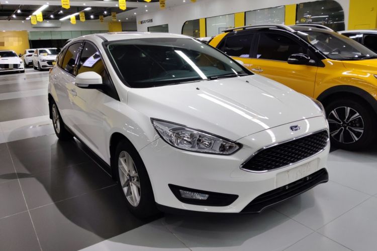 Used Ford Focus 2018 Hatchback Classic 1.6L Automatic Trendy SmartDrive Edition
