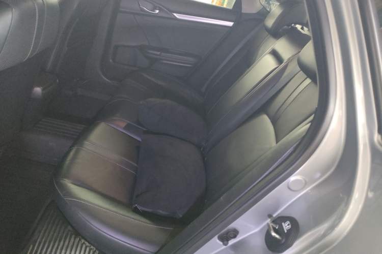 Used Honda Civic 2016 220TURBO CVT Prestige Edition
