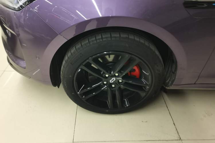 Used Hima AITO M5 2025 Extended-Range Ultra All-Wheel-Drive Version
