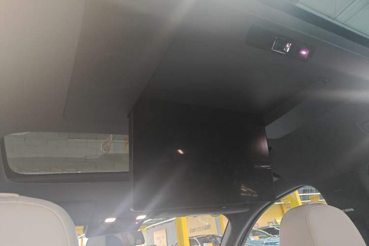 Used Li Auto L8 2024 Ultra Model
