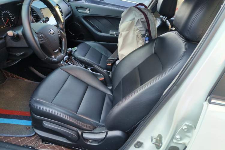 Used Kia K3 2016 1.6L Automatic GLS
