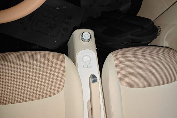 Used Wuling Hongguang MINIEV 2024 3rd Generation 215km Advanced Version