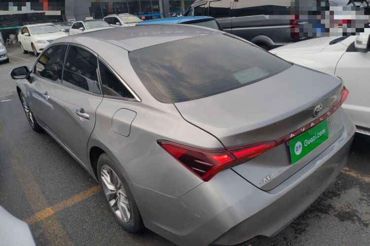 Used Toyota Avalon 2019 2.0L Luxury Edition China VI Standard
