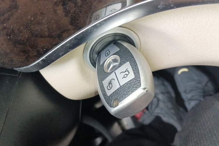 Used Mercedes-Benz V-Class 2018 V 260 L Prestige Extended Version China VI