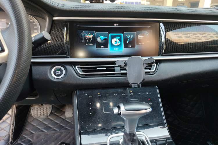 Used Dongfeng Fengon ix7 2020 2.0 TGDI Automatic Two-Wheel Drive Urban Luxury Edition
