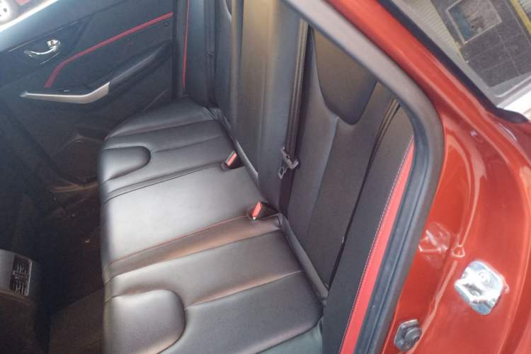 Used Venucia D60 2018 1.6L CVT Smart Connect Elite Edition