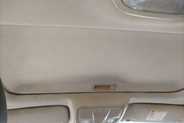 Used Geely Auto Emgrand 2017 Sedan Million Edition 1.5L Manual - Upward Version
