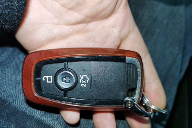 Used Ford Edge 2018 Facelifted EcoBoost 245 Two-Wheel-Drive Platinum Edition 5 Seats China V Emission Standard
