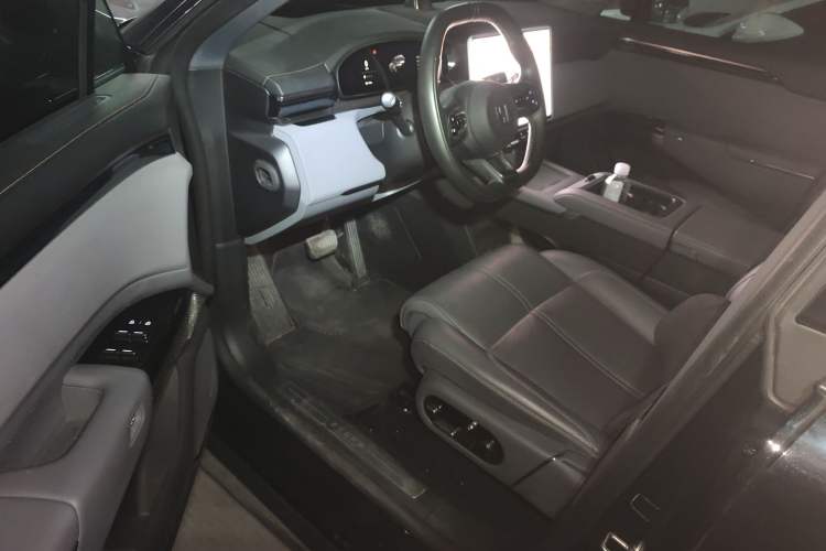 Used Zeekr 7X 2025 75 kWh Rear-Wheel Drive Intelligent Driving Version
