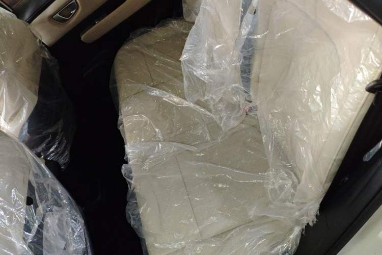 Used Wuling Bingo PLUS 2024 330 km Range Five-Seater Version
