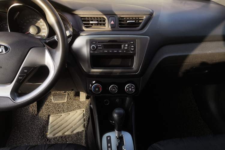 Used Kia K2 2015 Sedan 1.4L Automatic GLS
