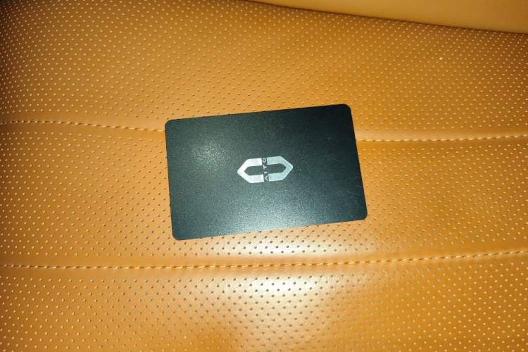 Used Hima AITO M8 2025 Extended-Range Max+ Version 53.4 kWh 6-Seater Edition
