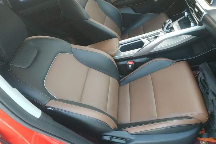 Used Geely Auto Coolray 2019 260T DCT Explorer China VI Standard