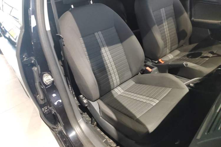 Used Volkswagen Lavida 2019 Lavida Start 1.5L Automatic Trendy Version China VI Standard
