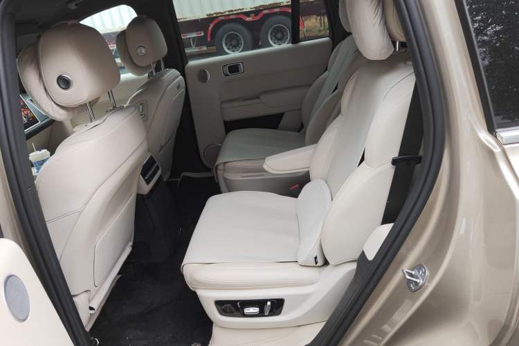 Used Li Auto L9 2022 Max model
