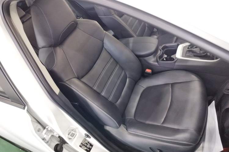 Used Toyota RAV4 2023 2.0L CVT Two-Wheel Drive Fashion Plus Edition