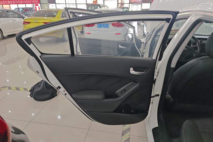 Used Kia K3 2015 1.6L Automatic GL
