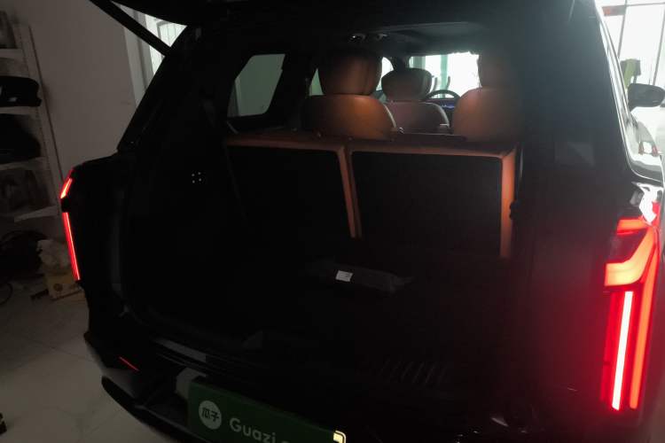 Used  Lanyue C-DM 2025 180 Ultra-Long Range Ultra All-Wheel Drive 6-Seater
