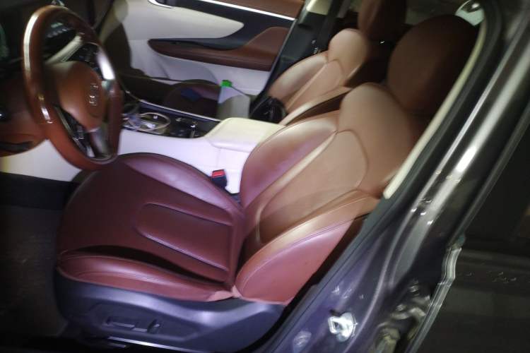 Used Hyundai Mistra 2021 1.8L CVT LUX Premium Edition
