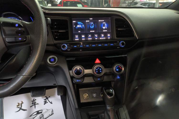 Used Hyundai Elantra 2019 1.4T Dual-Clutch Xuan Dong · Dynamic Model
