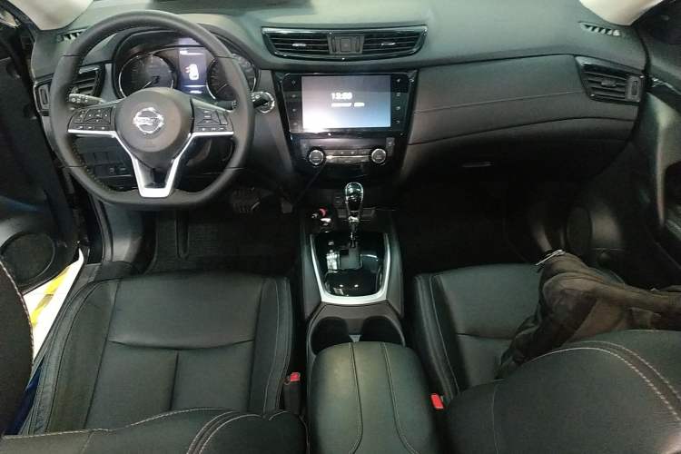 Used Nissan X-Trail 2019 2.0L CVT Smart Connect Comfort Edition 2WD